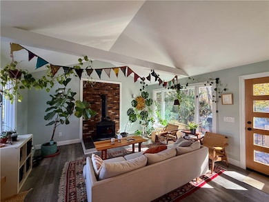 11 Holmes St, Westerly, RI 02891 - photo 4