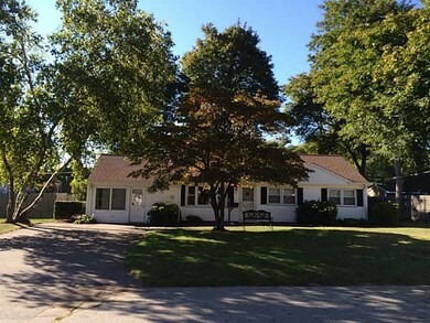 4 Pensacola St, Warwick, RI 02888 - photo 2