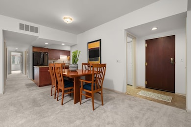 2125 Nature Cove Ct unit 108, Ann Arbor, MI 48104 - photo 4