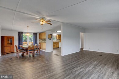 4531 Scott Rd, Chambersburg, PA 17202 - photo 6