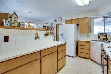 11-web-or-mls-5351 SW Quarry Ave-11