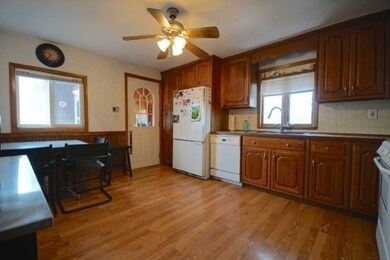 85 Purdon Ave, Lynn, MA 01905 - photo 4