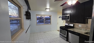 32230 Ruehle Ave, Warren, MI 48093 - photo 5