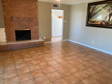 1817 Octubre Dr, El Paso, TX 79935 - photo 6