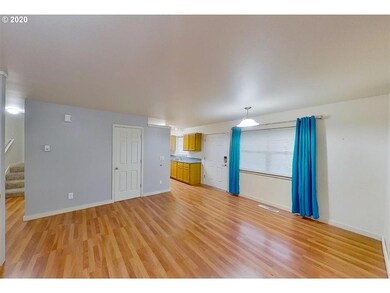 6906 A St, Springfield, OR 97478 - photo 3