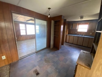 2894 W Lee Hwy, Wytheville, VA 24382 - photo 5