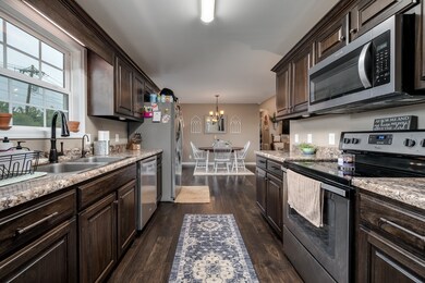 310 Cherokee Trail, Shelbyville, TN 37160 - photo 7