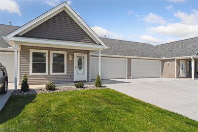 1840 Alexander Ave unit 1403, Geneva, OH 44041 - photo 3