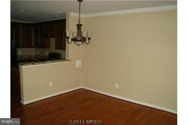 42669 Hollyhock Terrace unit 14A, Ashburn, VA 20148 - photo 5