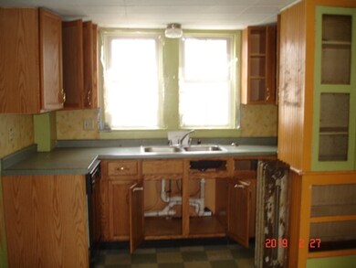 66 County St, Peabody, MA 01960 - photo 4