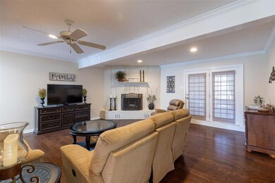 4007 Bandera Dr, Granbury, TX 76049 - photo 3