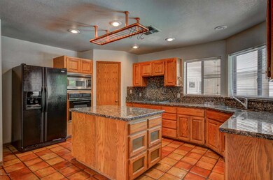 Kitchen 2