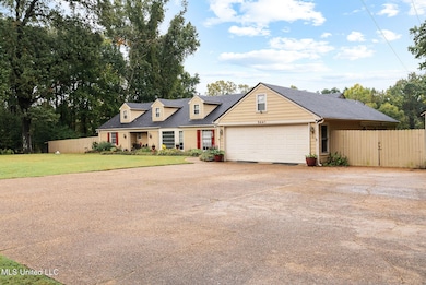 4-web-or-mls-5441 Goodman Rd-03