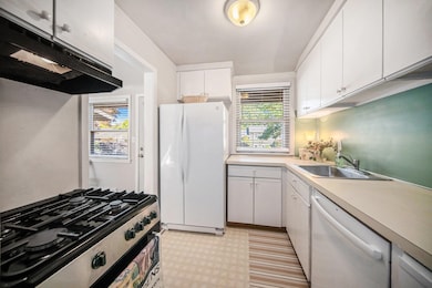 3457 Richard St, Ann Arbor, MI 48104 - photo 3