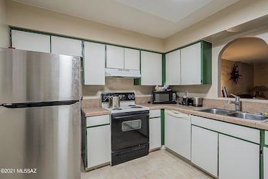 Bright kitchen!