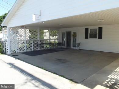 49 Turtle Ln, Ranson, WV 25438 - photo 3