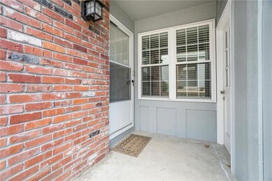 10117 Edelweiss Cir, Shawnee, KS 66203 - photo 4