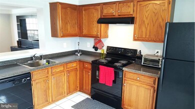 13956 Winding Ridge Ln, Centreville, VA 20121 - photo 6