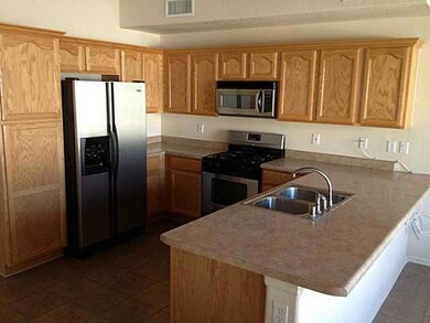 737 Desert Silver Dr, Horizon City, TX 79928 - photo 5