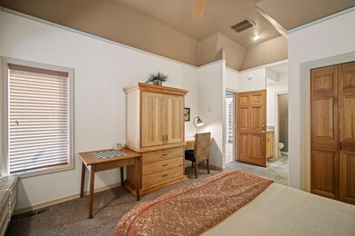 57082 Peppermill Cir unit 35-I, Sunriver, OR 97707 - photo 6