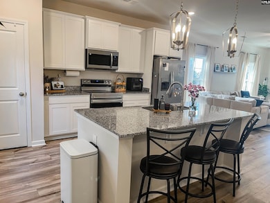 662 Barfield Rd, Elgin, SC 29045 - photo 6