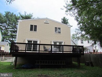 8512 Salem Way, Bethesda, MD 20814 - photo 5