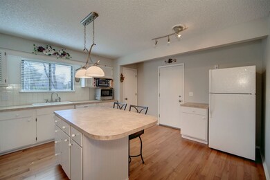 Tons of prep space.
