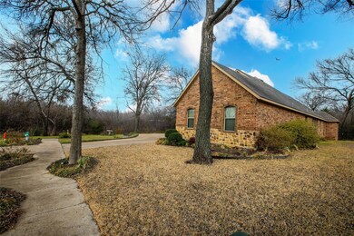 3002 Tenison Dr, Ennis, TX 75119 - photo 3