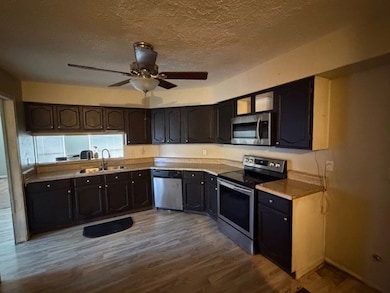 19722 Bellaw Woods Dr, Humble, TX 77338 - photo 3