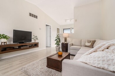 010_ - 735 Timberway Dr - 025
