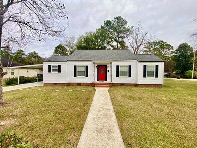 215 S Forrest Ave, Adel, GA 31620 - photo 2