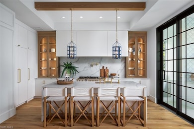 1140 8th St S, Naples, FL 34102 - photo 2