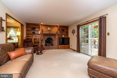 124 Crestview Dr, Barto, PA 19504 - photo 4