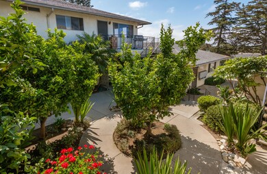 003_Courtyard