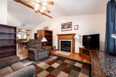 2 Scarborough Ln, Bella Vista, AR 72715 - photo 6