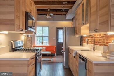 1609 Latrobe St, Baltimore, MD 21202 - photo 7