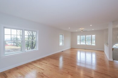 20 Causeway St, Gloucester, MA 01930 - photo 4