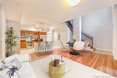 Great Room with High Ceilings (Virtual Staging)