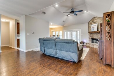 105 Bent Oak Dr, Pottsboro, TX 75076 - photo 5