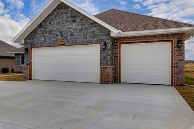 1676 E Calvary Camp Rd, Republic, MO 65738 - photo 2