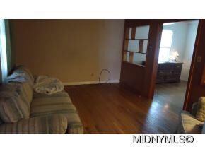 Living Room Hardwoods Throug