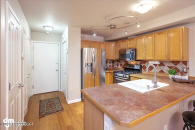 16-Kitchen_SLS_-5521