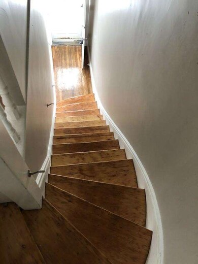 9 Stevens St, Lawrence, MA 01843 - photo 4