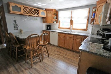 21 Danecroft Ave, Greenville, RI 02828 - photo 3