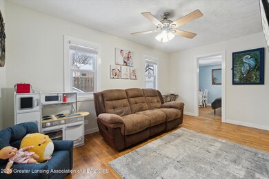 08-5375-Okemos-Rd-East-Lansing-MI-48823-