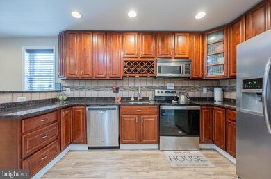 652 Queenstown Rd, Severn, MD 21144 - photo 6