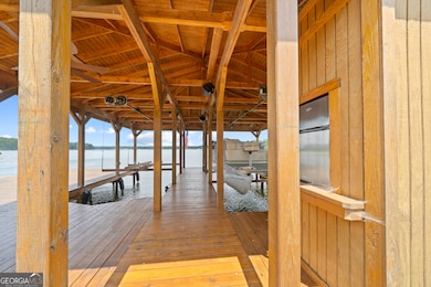 211 Lakecrest Dr NE, Milledgeville, GA 31061 - photo 5