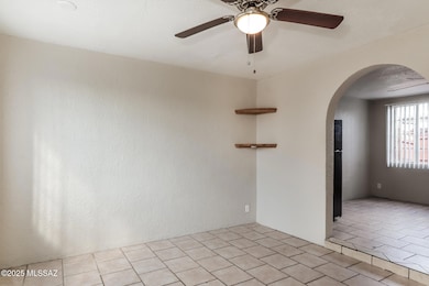 302 W Flores St unit 3, Tucson, AZ 85705 - photo 4
