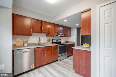 5102 Spring Branch Blvd, Dumfries, VA 22025 - photo 3