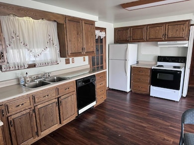 701 S Brooke St, Alpena, MI 49707 - photo 6